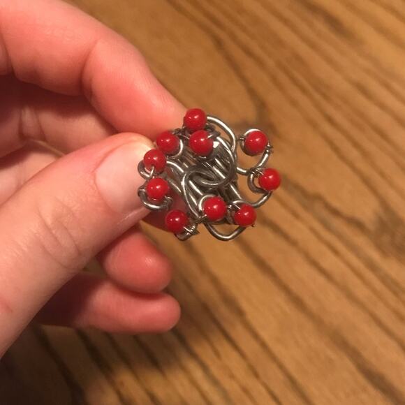 HANDMADE Artsy Red Beads Silver Ring Size 7 - Picture 2 of 8